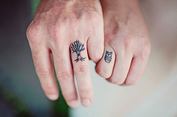 Mariage : un tattoo au lieu d’une alliance tattoos_tatouages_alliances