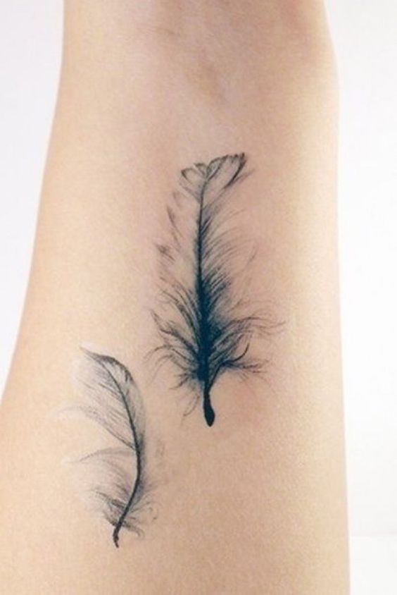 Des idées de tatouage plume idee_tatouage_plume_tattoo