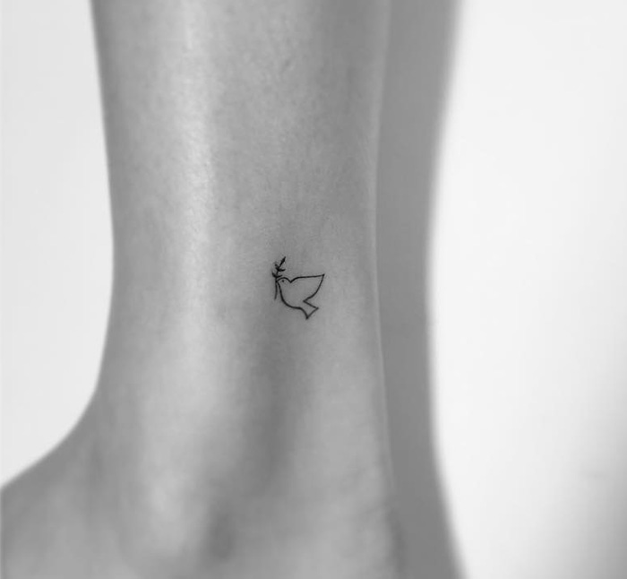 Des idées de tattoos minimalistes avec ce studio de tatouage coréen tattoos_idees_petits_tatouages_minimalistes_coree