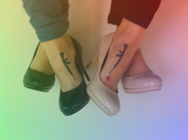Des tatouages complémentaires entre mère et fille tattoos_tatouages_complementaires_mere_fille