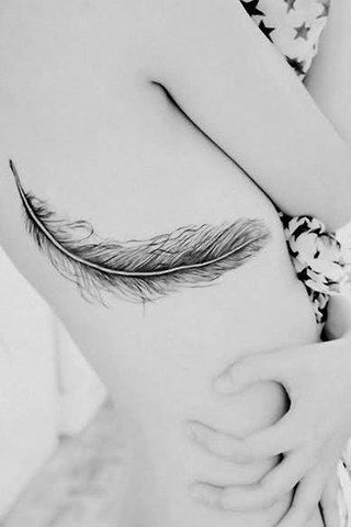 Des idées de tatouage sur les côtes tattoos_tatouages_cotes