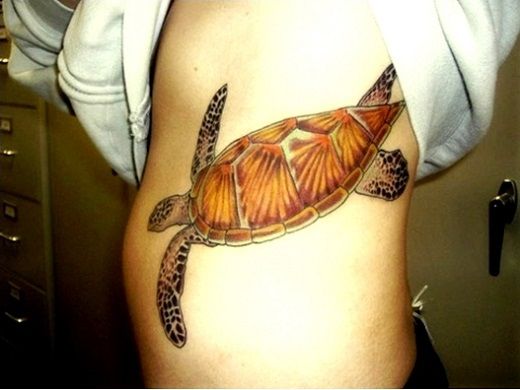 Des idées de tatouage sur les côtes