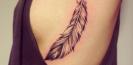 idee_tatouage_plume_tattoo